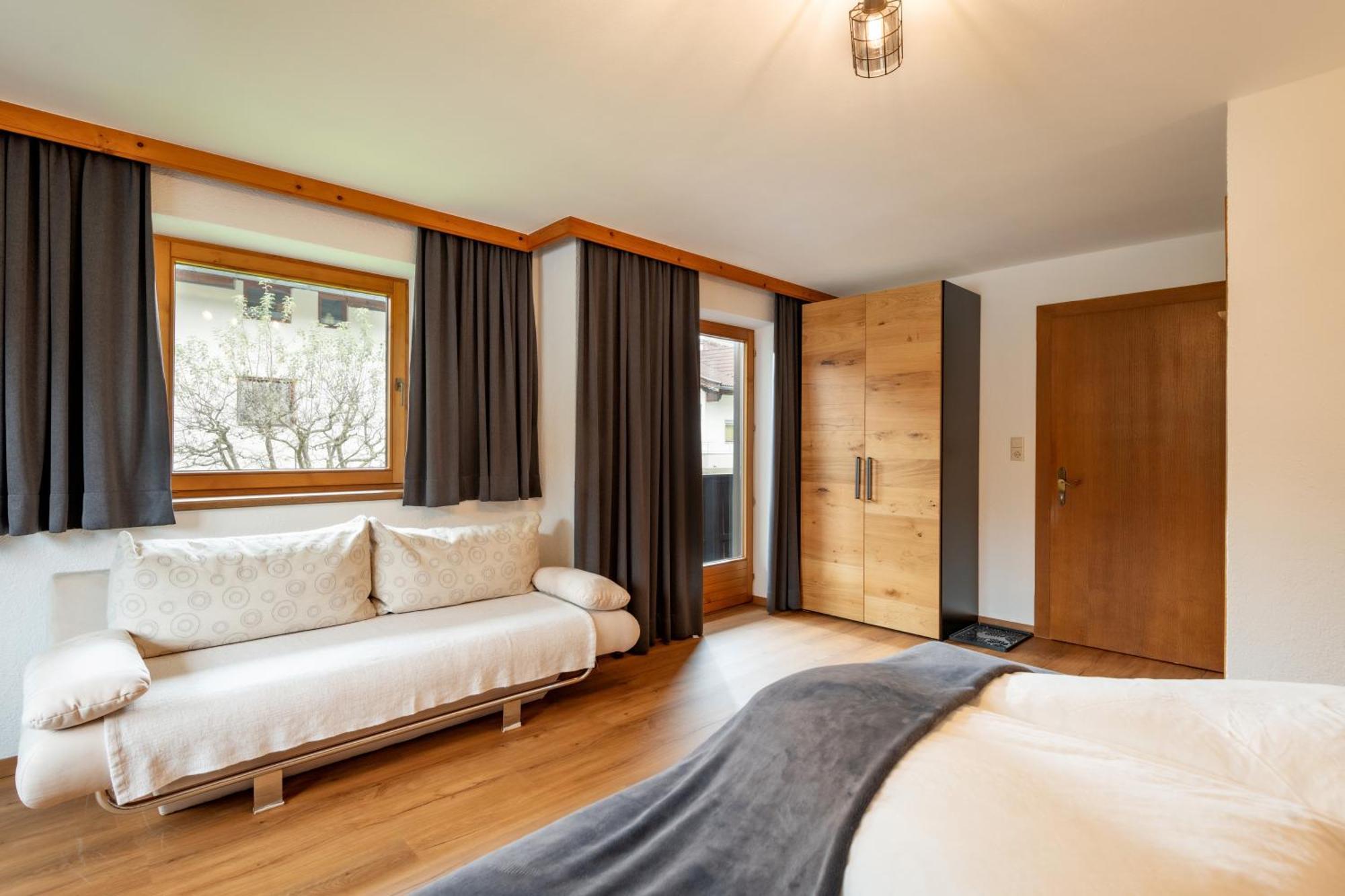 Haus Schroll Apartment Ried im Zillertal Exterior photo