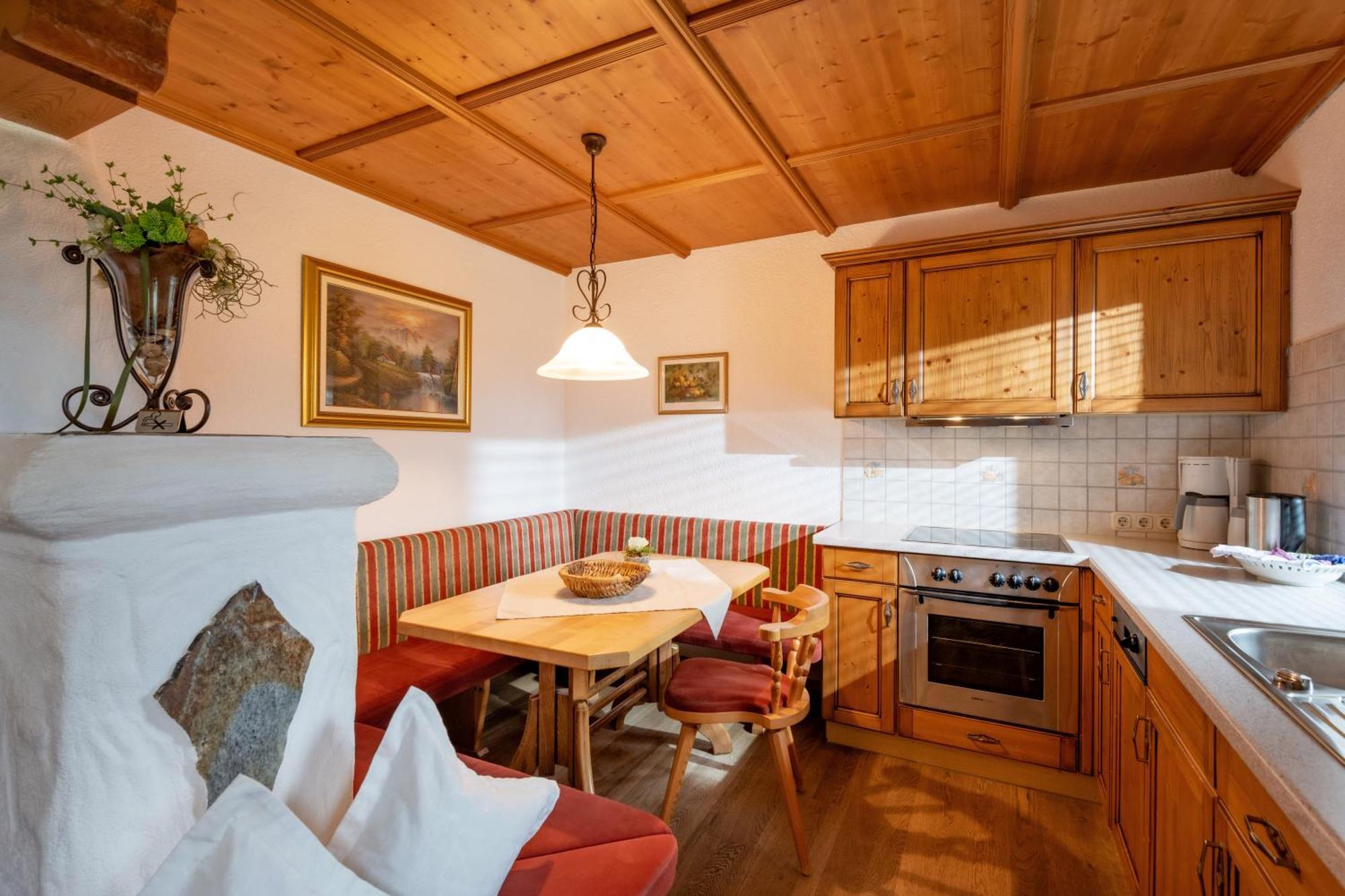 Haus Schroll Apartment Ried im Zillertal Exterior photo